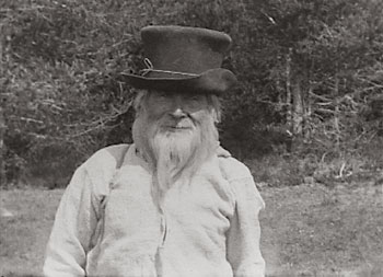 Oud mannetje uit oude film